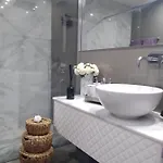 Luxury 3 Bedroom Penthouse With Private Garage Braga