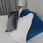 Apartment Luxury 3 Bedroom Penthouse With Private Garage