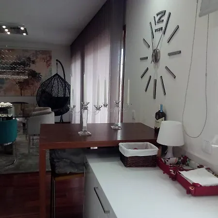 דירה Luxury 3 Bedroom Penthouse With Private Garage