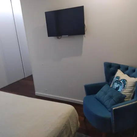 Luxury 3 Bedroom Penthouse With Private Garage Apartamento