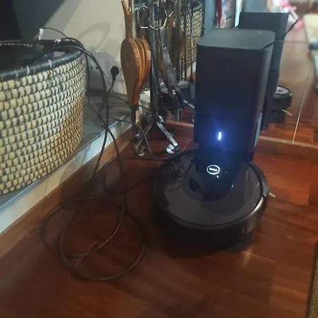 Luxury 3 Bedroom Penthouse With Private Garage Apartment