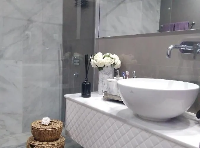 Luxury 3 Bedroom Penthouse With Private Garage Braga