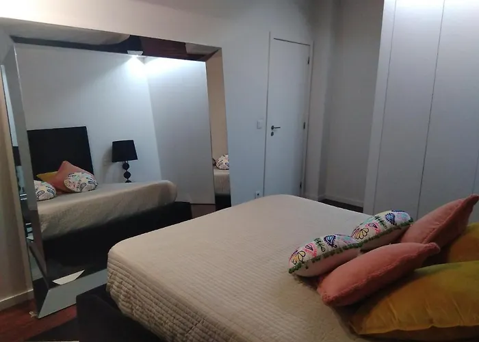 Apartment Luxury 3 Bedroom Penthouse With Private Garage