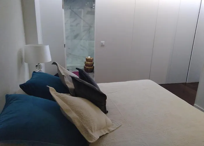 Luxury 3 Bedroom Penthouse With Private Garage Apartment Braga